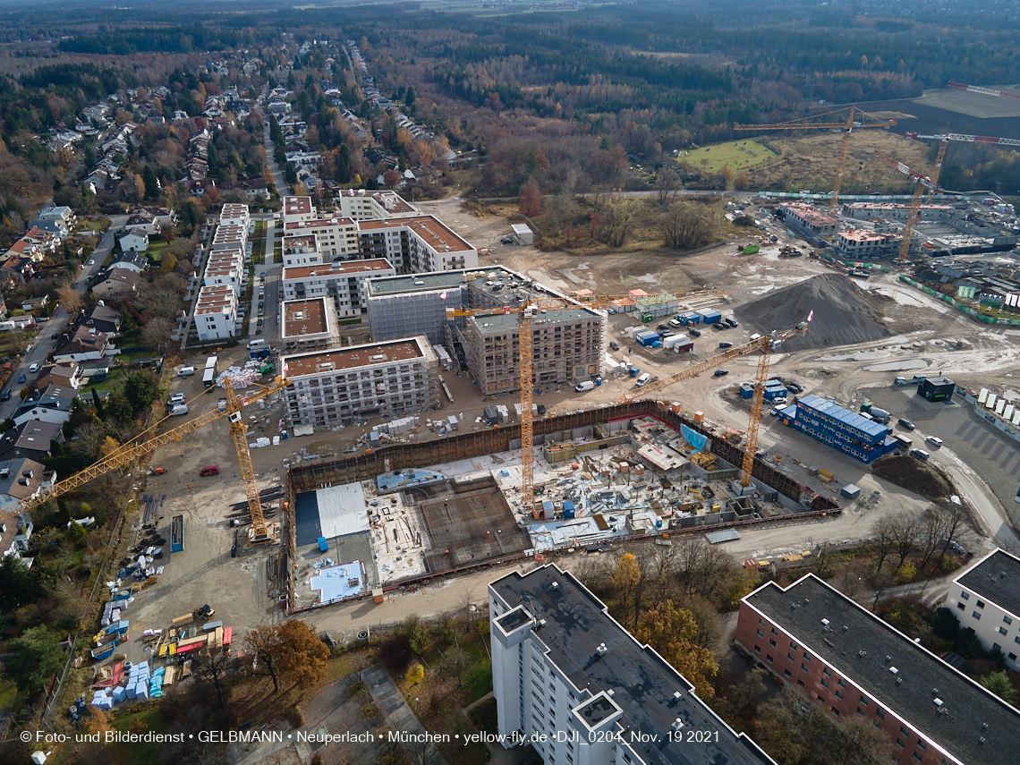 19.11.2021 - Luftbilder von der Baustelle Alexisquartier und Pandion Verde in Neuperlach 19.11.2021 - Luftbilder von der Baustelle Alexisquartier und Pandion Verde in Neuperlach